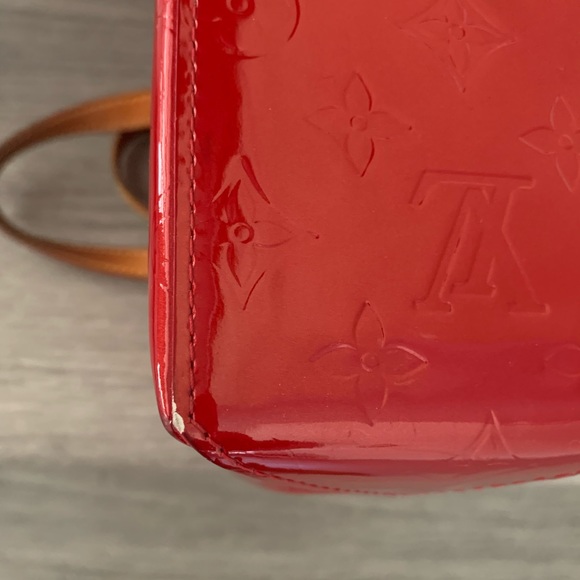 Louis Vuitton Reade vernis Monogram - Picture 5 of 8